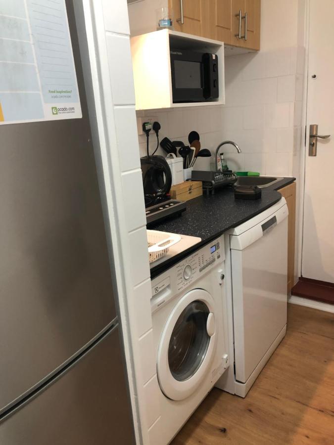 Beautiful Independent Apartment In London Uk Eksteriør billede