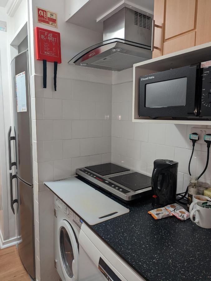 Beautiful Independent Apartment In London Uk Eksteriør billede